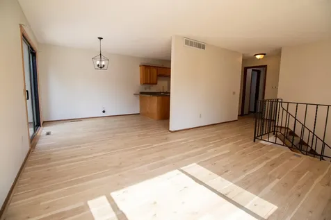 14742 Embry Path Apple Valley MN 55124