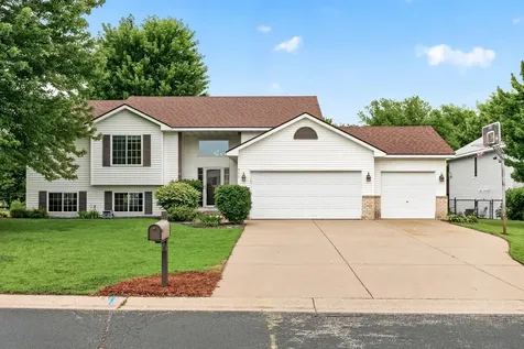 932 E Orchard Street Belle Plaine MN 56011