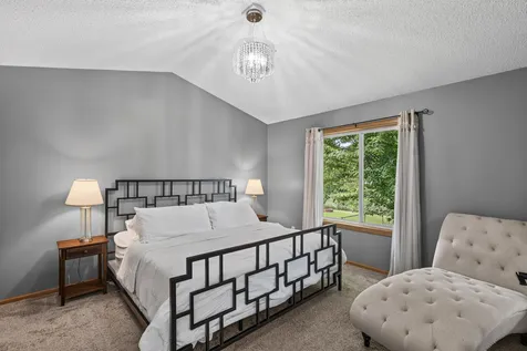 932 E Orchard Street Belle Plaine MN 56011