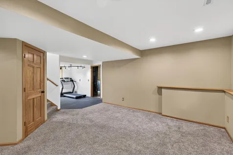 932 E Orchard Street Belle Plaine MN 56011