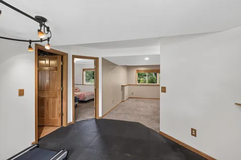932 E Orchard Street Belle Plaine MN 56011