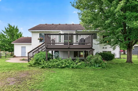 932 E Orchard Street Belle Plaine MN 56011