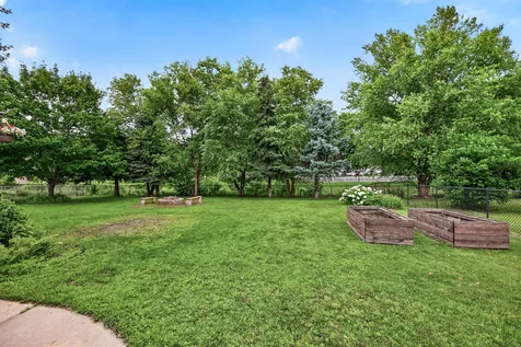 932 E Orchard Street Belle Plaine MN 56011