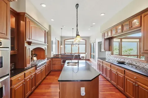 22720 Sweeney Lane Lakeville MN 55044