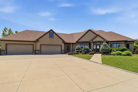 22720 Sweeney Lane Lakeville MN 55044