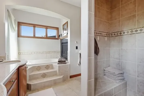 22720 Sweeney Lane Lakeville MN 55044