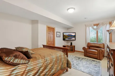 22720 Sweeney Lane Lakeville MN 55044