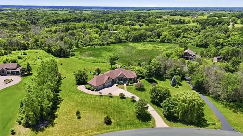 22720 Sweeney Lane Lakeville MN 55044