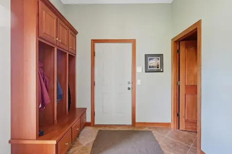 22720 Sweeney Lane Lakeville MN 55044