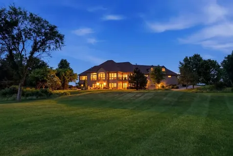 22720 Sweeney Lane Lakeville MN 55044