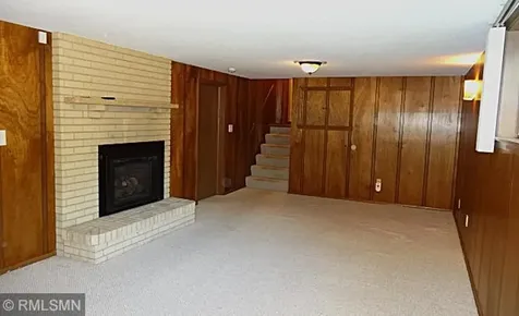 1627 Deerwood Drive South Saint Paul MN 55075