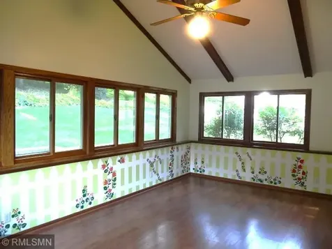 1627 Deerwood Drive South Saint Paul MN 55075