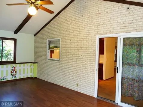 1627 Deerwood Drive South Saint Paul MN 55075