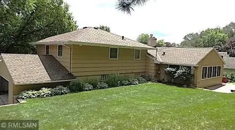 1627 Deerwood Drive South Saint Paul MN 55075