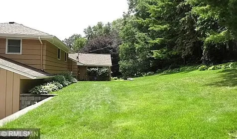 1627 Deerwood Drive South Saint Paul MN 55075