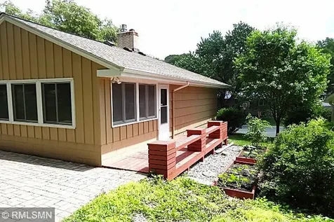 1627 Deerwood Drive South Saint Paul MN 55075