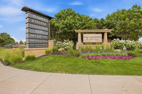 12095 71st Place N Maple Grove MN 55369