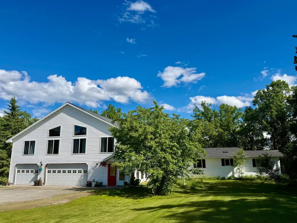 838 Noble Drive NW Baudette MN 56623