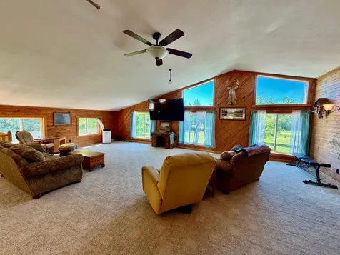 838 Noble Drive NW Baudette MN 56623
