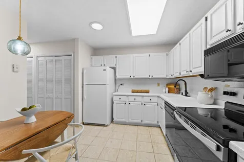 13411 Pepperwood Circle Minnetonka MN 55305