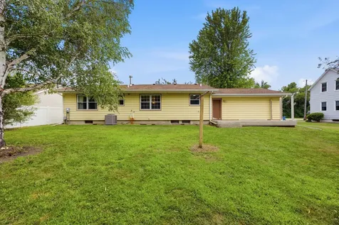 522 Railroad Street NW Silver Lake MN 55381