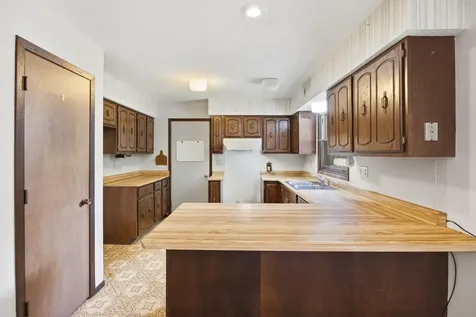 522 Railroad Street NW Silver Lake MN 55381