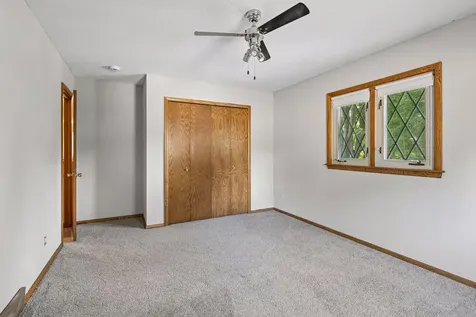 9116 34 1/2 Avenue N New Hope MN 55427