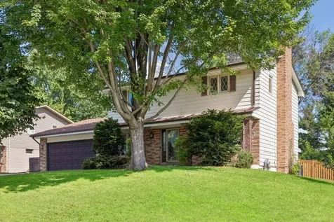 9116 34 1/2 Avenue N New Hope MN 55427
