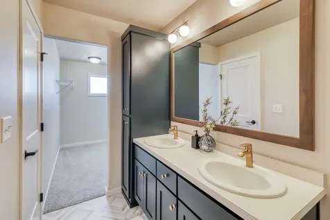 6717 30 Street S Fargo ND 58104