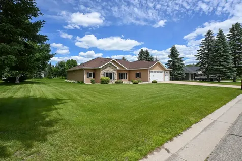 750 Lake Forest Circle Detroit Lakes MN 56501