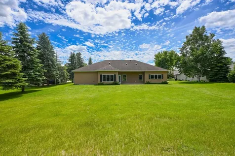 750 Lake Forest Circle Detroit Lakes MN 56501