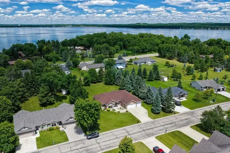 750 Lake Forest Circle Detroit Lakes MN 56501