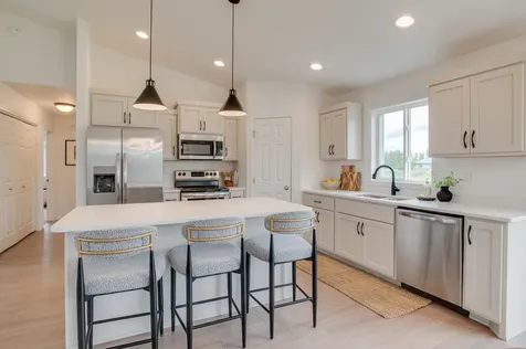 10126 Burgundy Drive Horace ND 58047