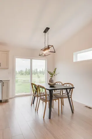 10126 Burgundy Drive Horace ND 58047