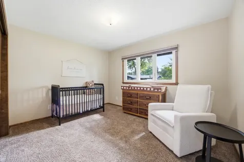 2844 Hickory Street N Fargo ND 58102