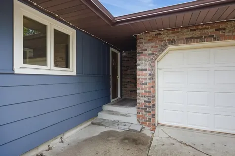 2844 Hickory Street N Fargo ND 58102