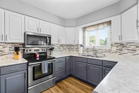 1626 36 1/2 Avenue S Fargo ND 58104