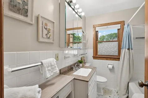 4621 Ewing Avenue N Robbinsdale MN 55422