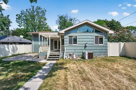 4621 Ewing Avenue N Robbinsdale MN 55422