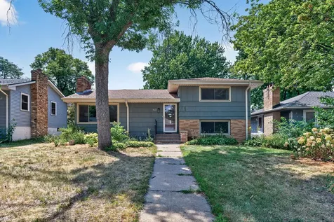 4621 Ewing Avenue N Robbinsdale MN 55422
