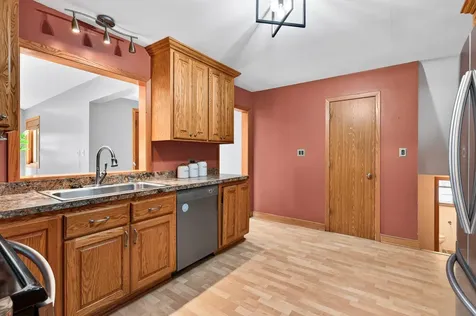 4621 Ewing Avenue N Robbinsdale MN 55422
