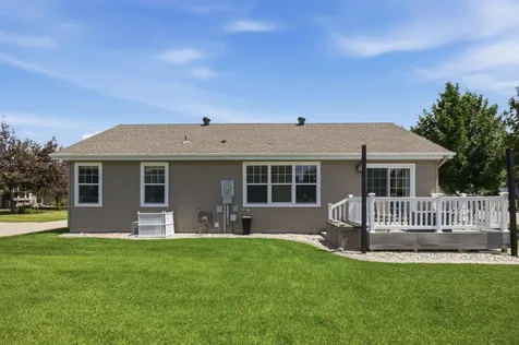 208 15th Avenue Way E West Fargo ND 58078