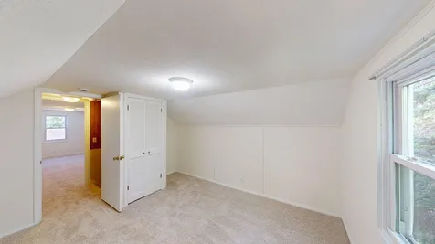 1051 Burke Avenue W Roseville MN 55113