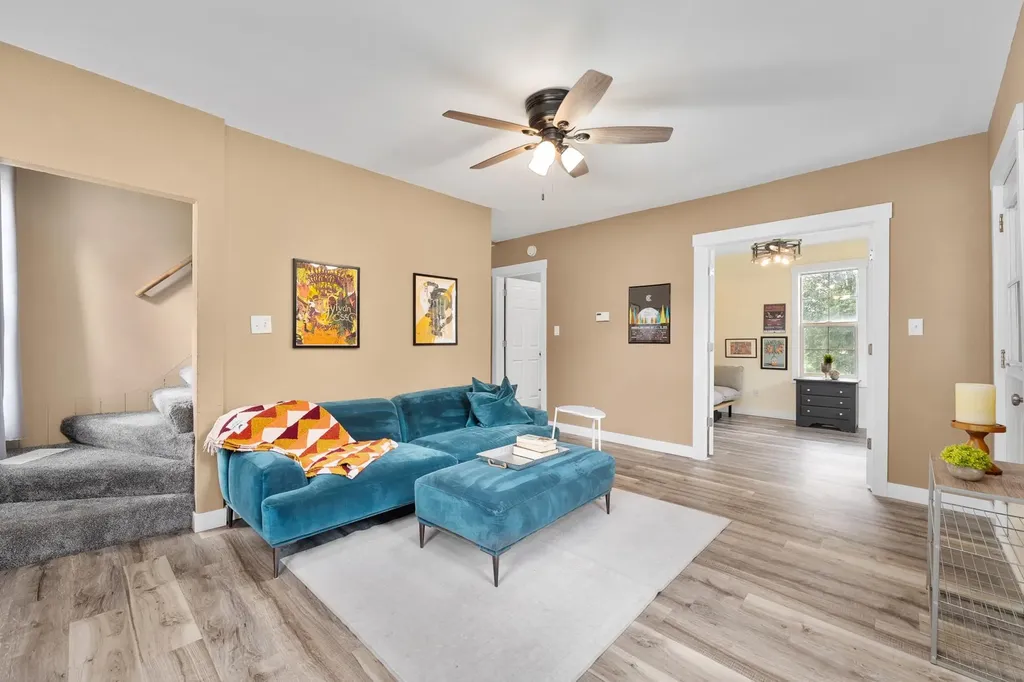 637 Lake Street Eau Claire WI 54703