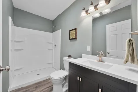 637 Lake Street Eau Claire WI 54703