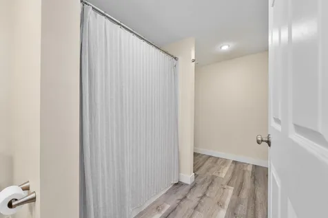 637 Lake Street Eau Claire WI 54703