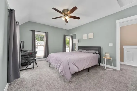 637 Lake Street Eau Claire WI 54703
