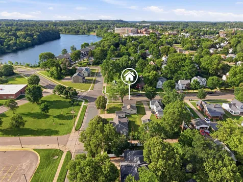 637 Lake Street Eau Claire WI 54703