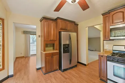709 74th Avenue N Brooklyn Park MN 55444