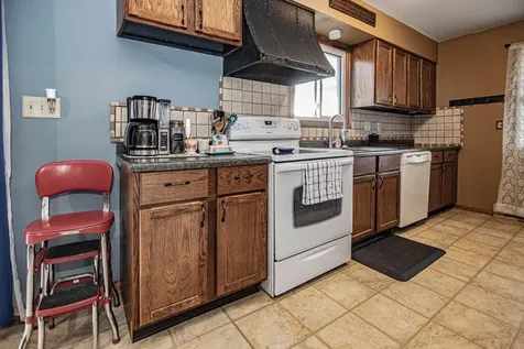 408 E Gilman Street New York Mills MN 56567